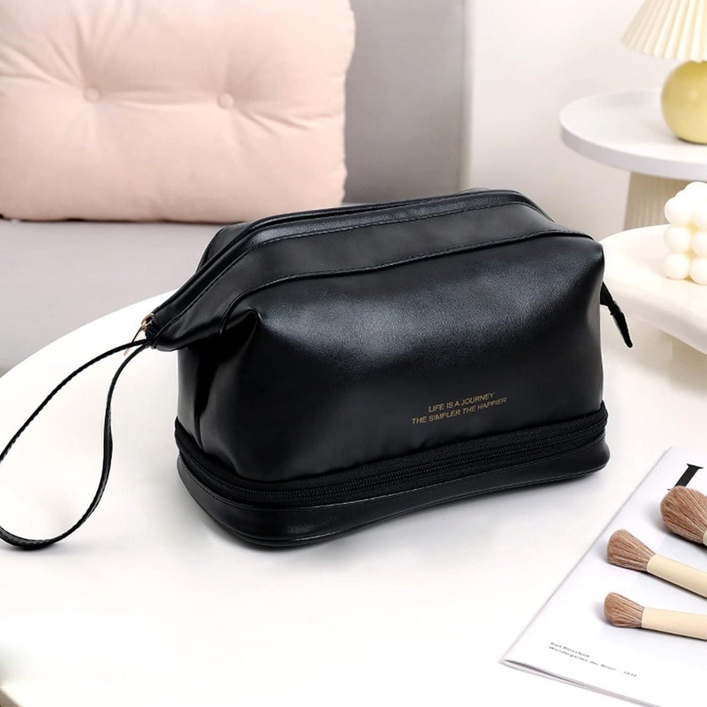 Large Capacity Cosmetic Travel Bag – Portable Makeup & Toiletry Organizer